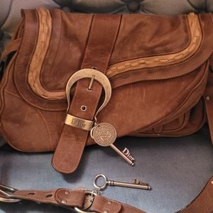 Classic Leather Christian Dior Saddle Bag